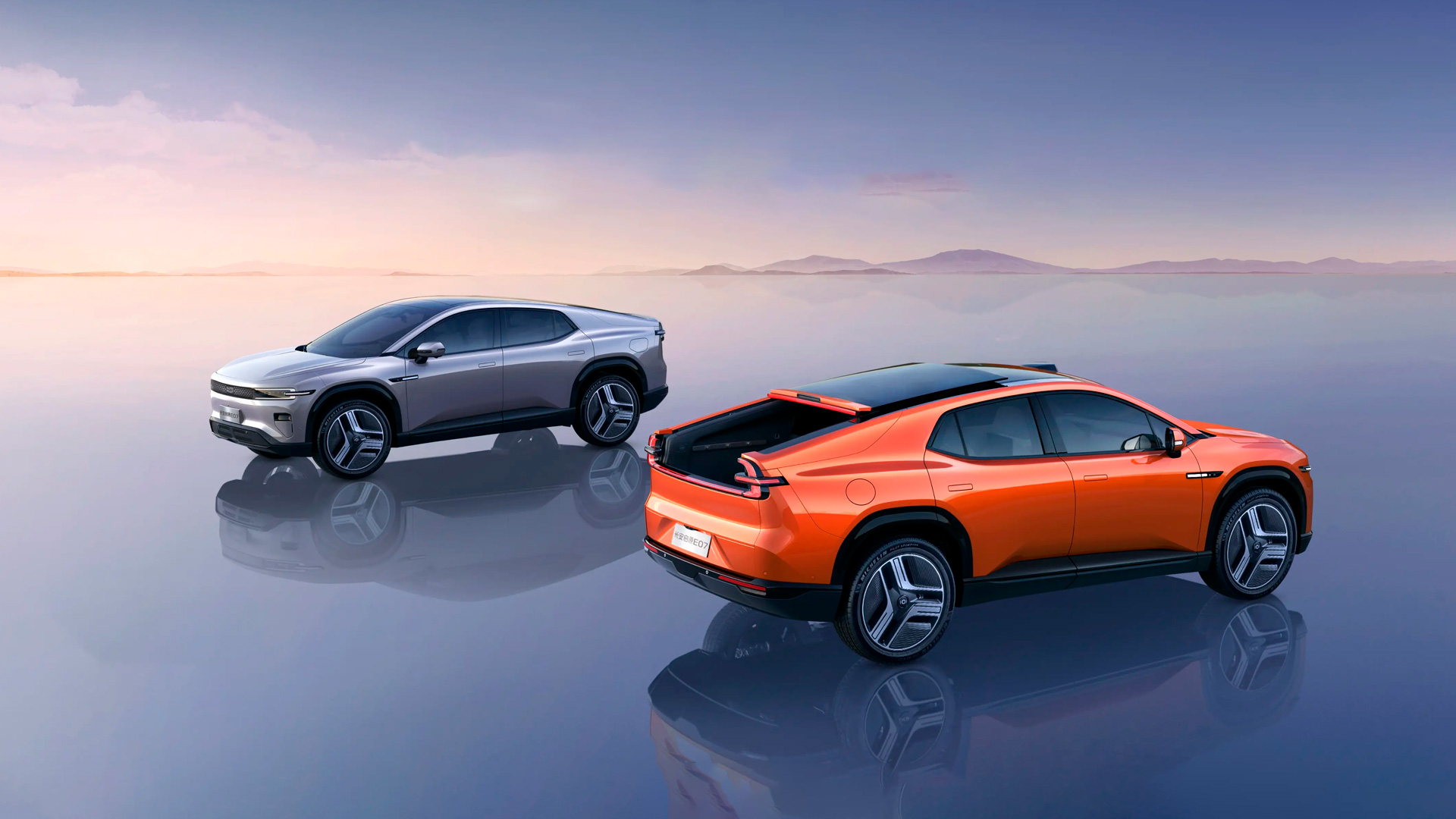 Гибридный автомобиль Changan Qiyuan E07